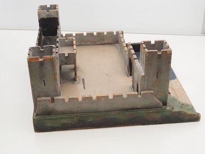 Lot 144 - A BRITAINS 'Knights of the Sword' Lion Castle...