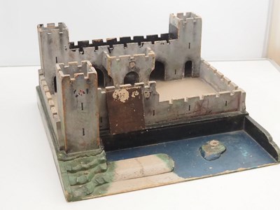 Lot 144 - A BRITAINS 'Knights of the Sword' Lion Castle...