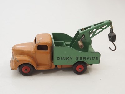 Lot 162 - A group of DINKY trucks and articulated...