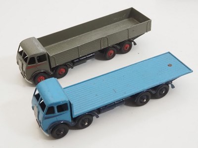 Lot 164 - A group of DINKY Foden trucks to include 3 x...