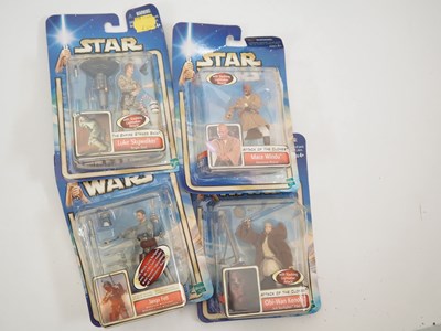 Lot 203 - A large quantity of modern Star Wars figures...