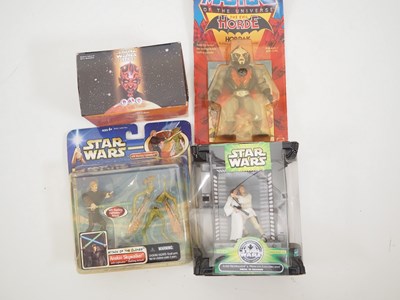 Lot 203 - A large quantity of modern Star Wars figures...