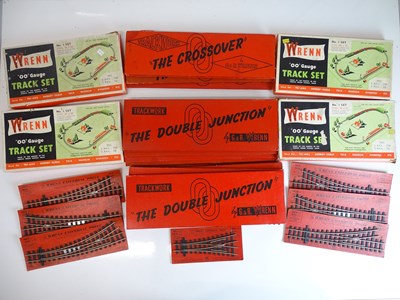 Lot 165 - OO SCALE MODEL RAILWAYS: A large quantity of...