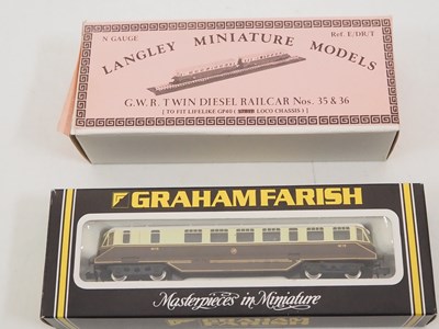 Lot 298 - A GRAHAM FARISH N gauge GWR Diesel railcar...