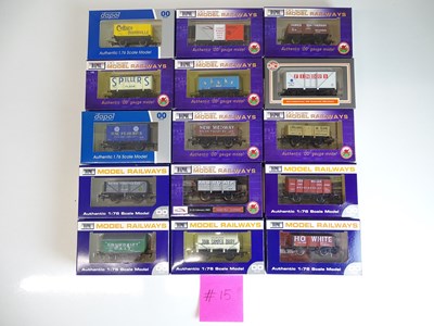 Lot 171 - OO SCALE MODEL RAILWAYS: A group of boxed...