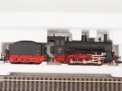 Lot 361 - A FLEISCHMANN HO gauge starter goods train set,...