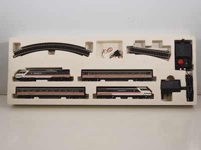 Lot 376 - A HORNBY OO gauge Intercity 225 passenger...