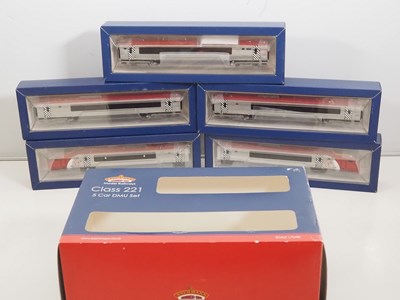 Lot 379 - A BACHMANN OO gauge 32-627 Class 221 Super...