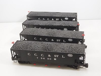 Lot 527 - A group of G scale American Outline hopper...
