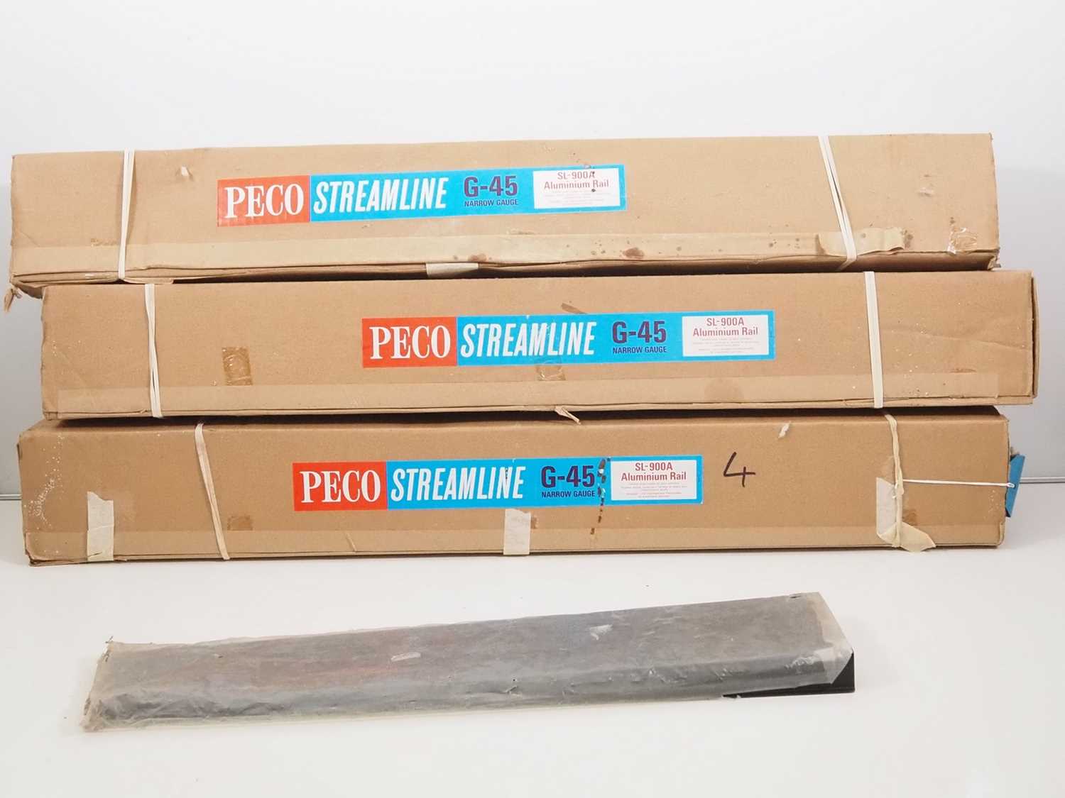 Lot 536 - A quantity of G scale PECO streamline track...