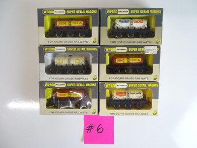 Lot 194 - OO SCALE MODEL RAILWAYS: A mixed group of...