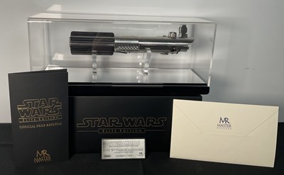 Lot 521 - STAR WARS - A Master Replica's Luke Skywalker...