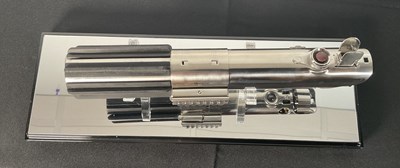 Lot 521 - STAR WARS - A Master Replica's Luke Skywalker...