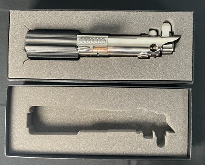 Lot 521 - STAR WARS - A Master Replica's Luke Skywalker...