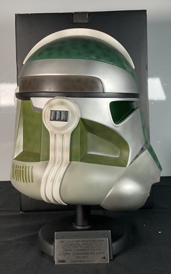 Lot 517 - STAR WARS - A Master Replicas Star Wars...