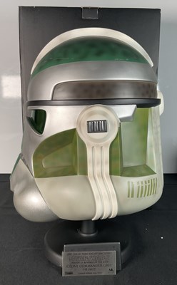Lot 517 - STAR WARS - A Master Replicas Star Wars...