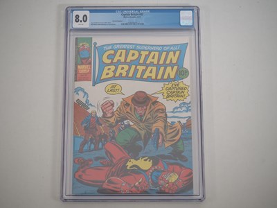 Lot 103 - CAPTAIN BRITAIN #32 (1977 - MARVEL UK) -...