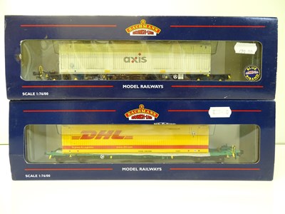 Lot 221 - OO SCALE MODEL RAILWAYS: A pair of BACHMANN...