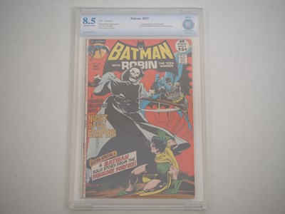 Lot 122 - BATMAN #237 - (1971 - DC) - GRADED 8.5 (VF+)...