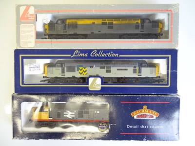 Lot 226 - OO SCALE MODEL RAILWAYS: A group of LIMA and...