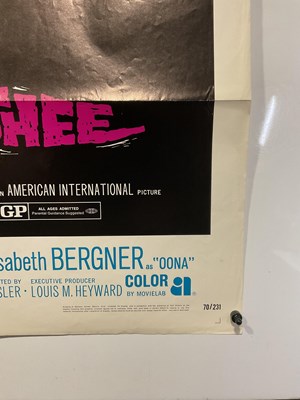 Lot 161 - CRY OF THE BANSHEE (1970) US one sheet film...