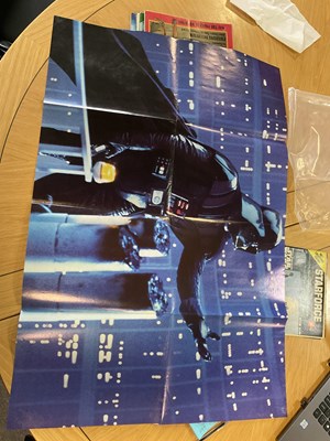 Lot 343 - A group of sci-fi poster magazines, campaign...