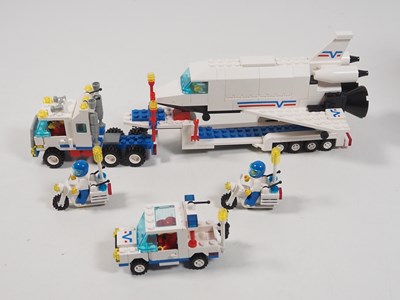 Lot 28 - LEGO - CLASSIC TOWN #6346 - Shuttle Launching...