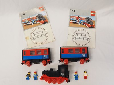 Lot 67 - LEGO - TRAIN #7715 4.5v Push Along Passenger...