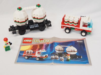 Lot 90 - LEGO - TRAIN #4537 9v Twin Tank Transport -...