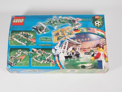 Lot 132 - LEGO - SPORTS - A large quantity of football...