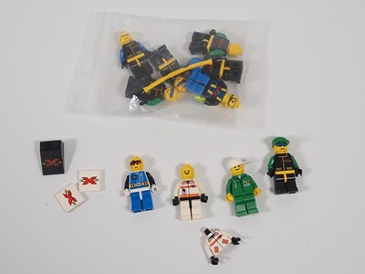 Lot 164 - LEGO - TOWN #6580 Extreme Team Land Jet 7 -...