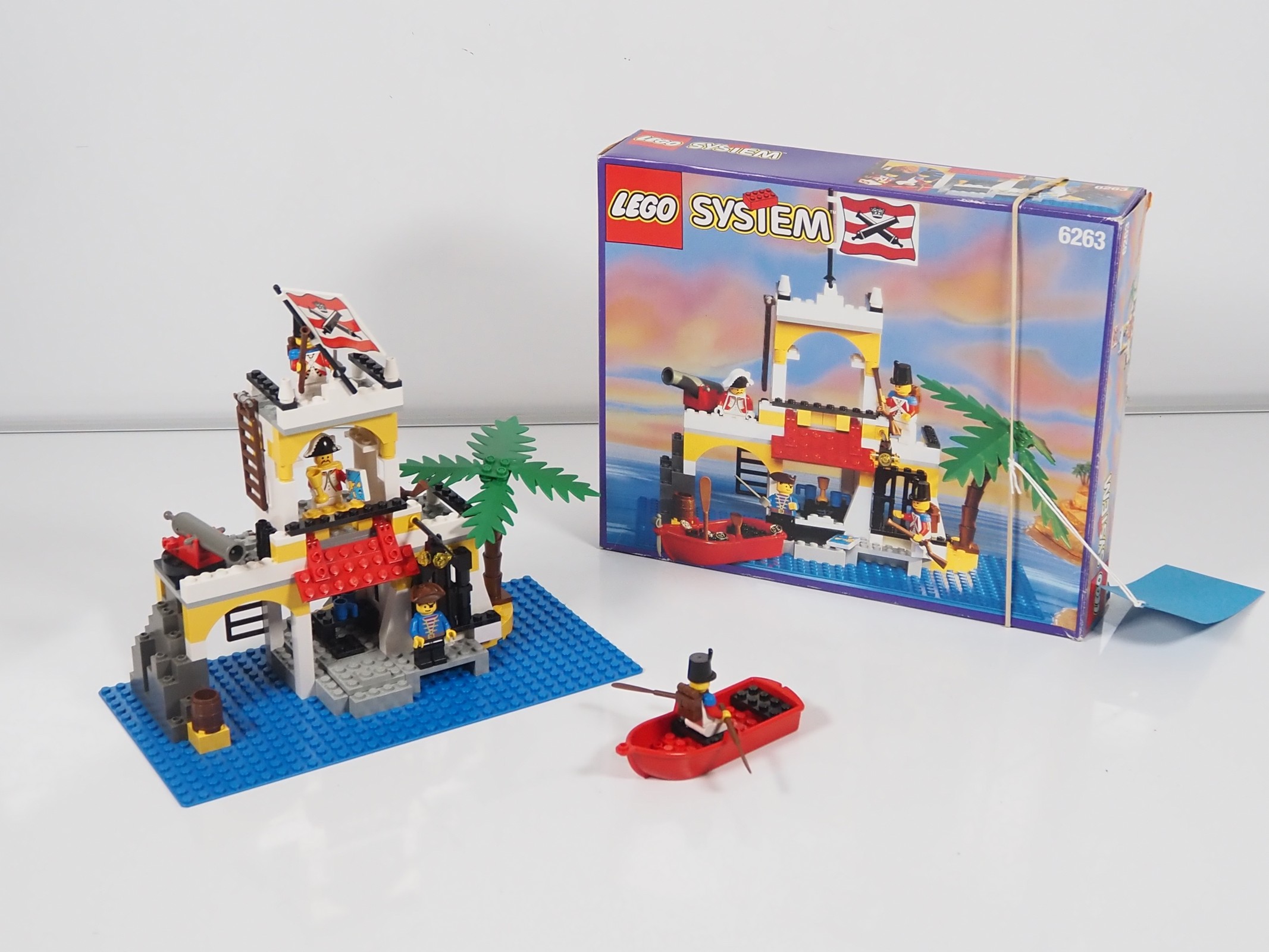 Lot 169 - LEGO - PIRATES # 6263 Imperial Guards