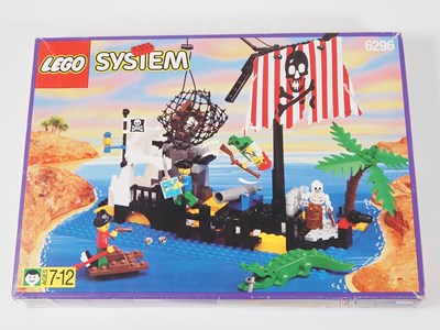 Lot 176 - LEGO - PIRATES #6296 Shipwreck Island -...