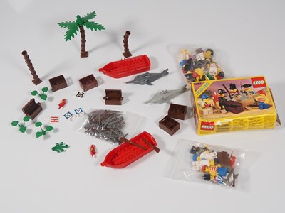 Lot 179 - LEGO - PIRATES #6251 Pirate Mini Figures (Sea...