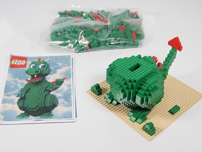 Lot 180 - LEGO - SCULPTURES #3724 Dragon - part complete,...