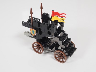 Lot 181 - LEGO - CASTLE #6062 Black Falcons - Battering...