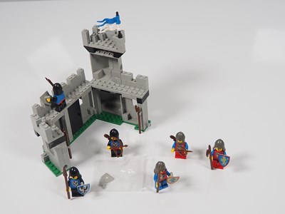 Lot 181 - LEGO - CASTLE #6062 Black Falcons - Battering...