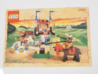 Lot 183 - LEGO - CASTLE #6095 Knights Kingdom 1 - Royal...