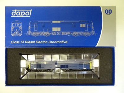 Lot 301 - OO SCALE MODEL RAILWAYS: A DAPOL Class 73...