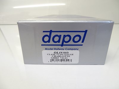 Lot 313 - OO SCALE MODEL RAILWAYS: A DAPOL Class 73...