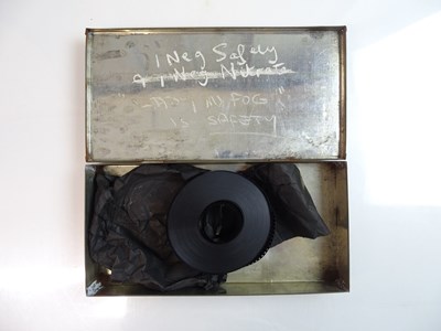 Lot 493 - Lady In A Fog (1952)