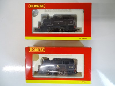 Lot 346 - OO SCALE MODEL RAILWAYS: A pair of HORNBY...