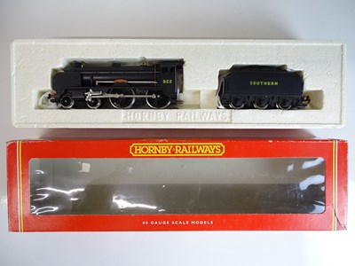 Lot 357 - OO SCALE MODEL RAILWAYS: A HORNBY Schools...