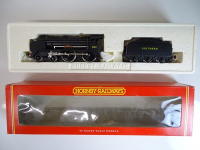 Lot 359 - OO SCALE MODEL RAILWAYS: A HORNBY Schools...