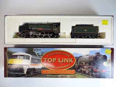 Lot 363 - OO SCALE MODEL RAILWAYS: A HORNBY R317 Schools...