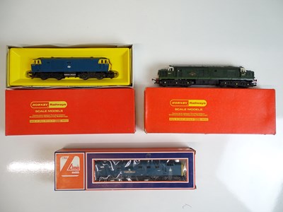 Lot 380 - OO SCALE MODEL RAILWAYS: A group of diesel...