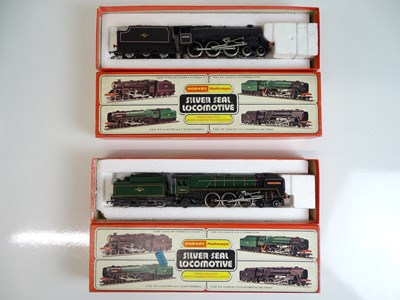 Lot 383 - OO SCALE MODEL RAILWAYS: A pair of HORNBY...