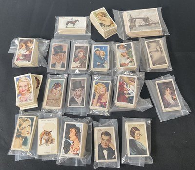 Lot 326 - A large quantity of cigarette cards related to...