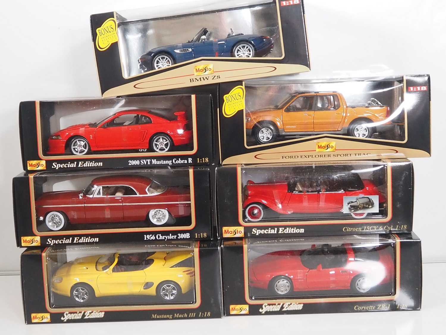 Lot 42 - A mixed group of MAISTO 1:18 scale diecast...
