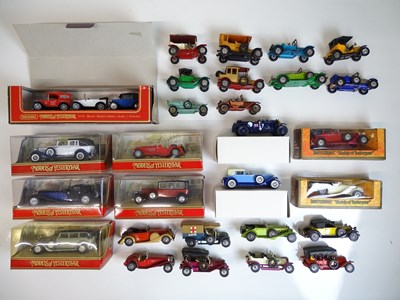Lot 39 - GENERAL DIECAST: A large quantity of boxed and...